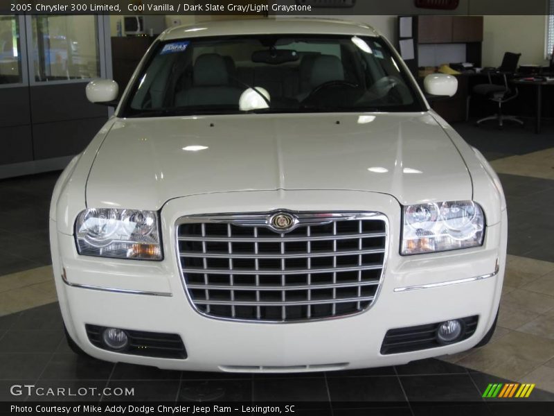 Cool Vanilla / Dark Slate Gray/Light Graystone 2005 Chrysler 300 Limited