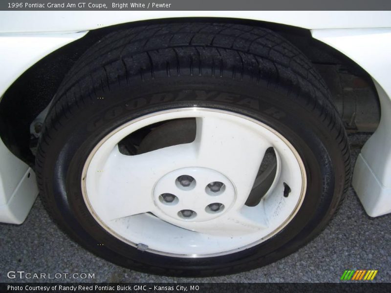 Bright White / Pewter 1996 Pontiac Grand Am GT Coupe