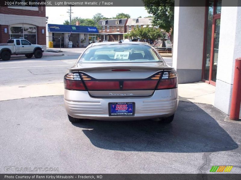 Light Bronzemist Metallic / Taupe 2004 Pontiac Bonneville SE