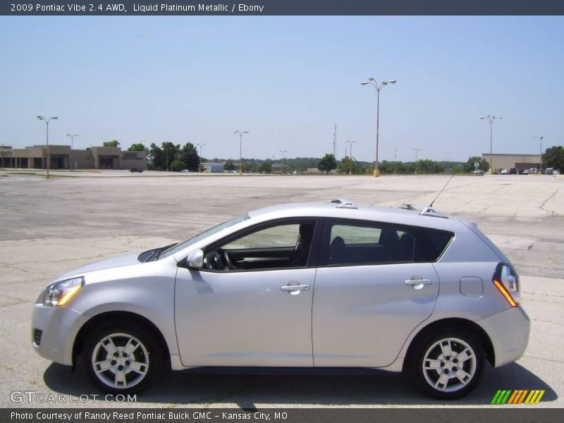 Liquid Platinum Metallic / Ebony 2009 Pontiac Vibe 2.4 AWD