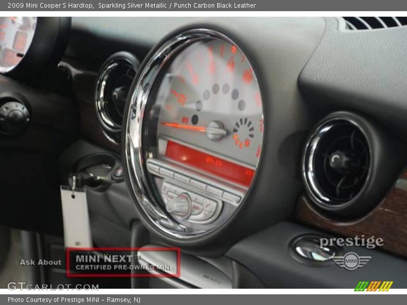 Sparkling Silver Metallic / Punch Carbon Black Leather 2009 Mini Cooper S Hardtop