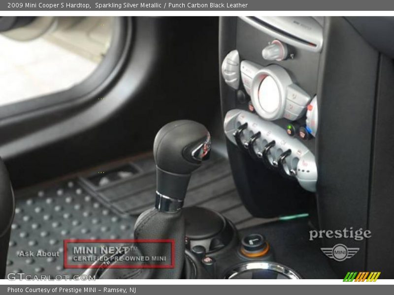 Sparkling Silver Metallic / Punch Carbon Black Leather 2009 Mini Cooper S Hardtop