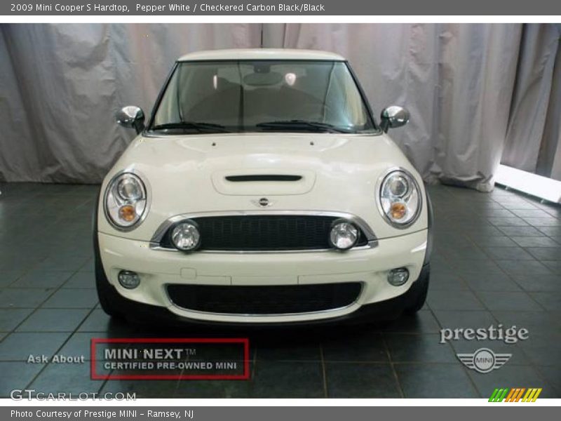 Pepper White / Checkered Carbon Black/Black 2009 Mini Cooper S Hardtop
