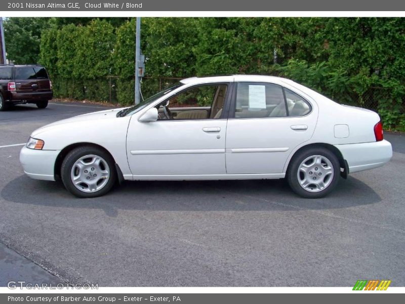 Cloud White / Blond 2001 Nissan Altima GLE