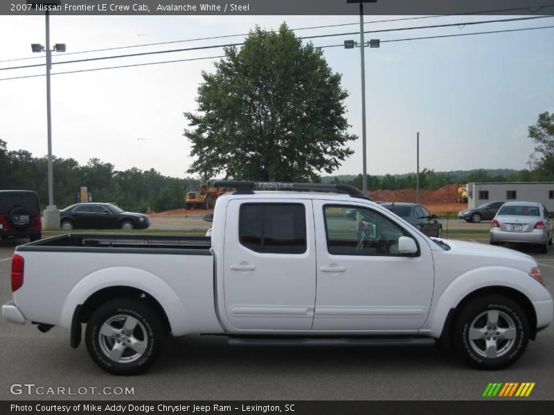 Avalanche White / Steel 2007 Nissan Frontier LE Crew Cab
