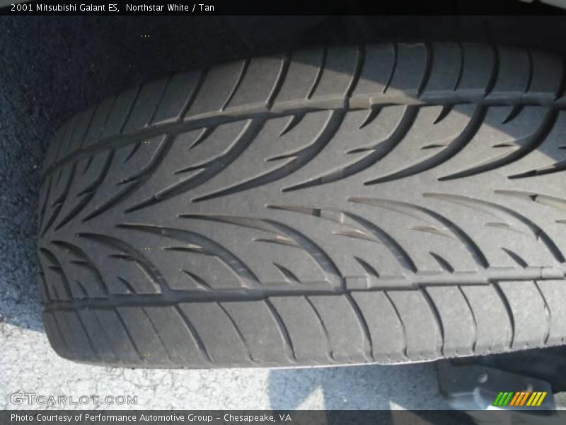 Northstar White / Tan 2001 Mitsubishi Galant ES