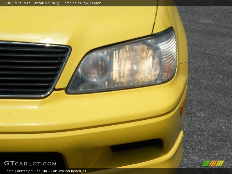 Lightning Yellow / Black 2003 Mitsubishi Lancer OZ Rally