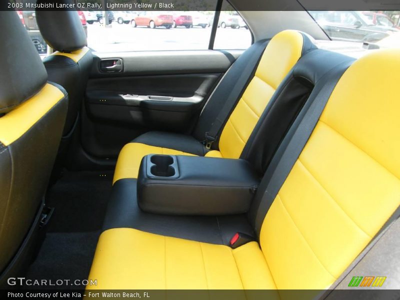 Lightning Yellow / Black 2003 Mitsubishi Lancer OZ Rally