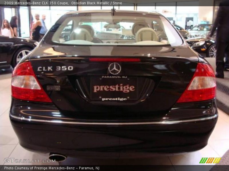 Obsidian Black Metallic / Stone 2009 Mercedes-Benz CLK 350 Coupe