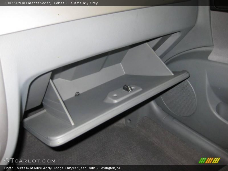 Cobalt Blue Metallic / Grey 2007 Suzuki Forenza Sedan