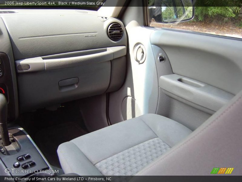 Black / Medium Slate Gray 2006 Jeep Liberty Sport 4x4