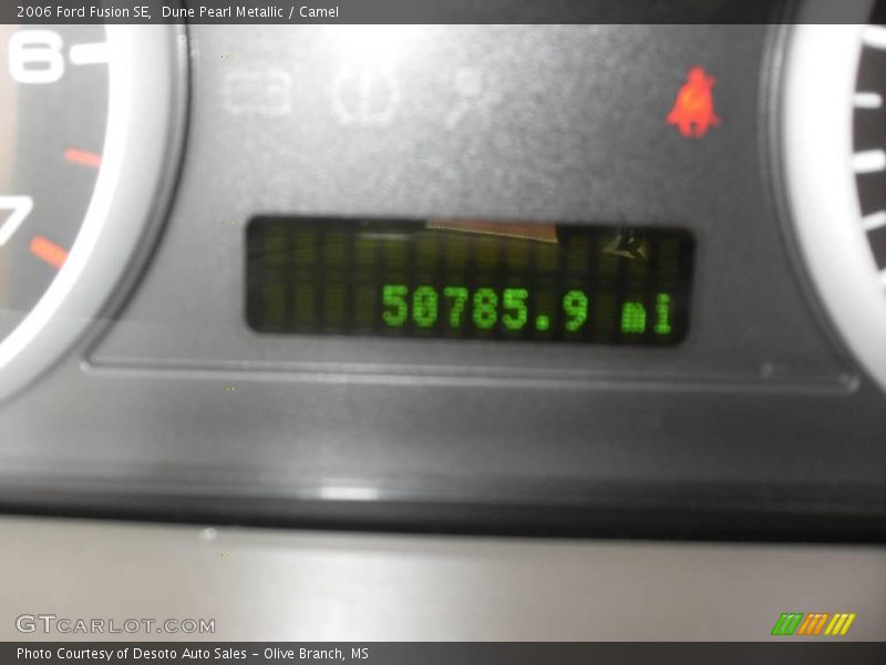 Dune Pearl Metallic / Camel 2006 Ford Fusion SE