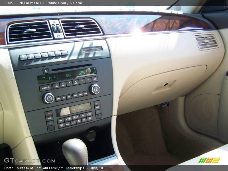 White Opal / Neutral 2009 Buick LaCrosse CX