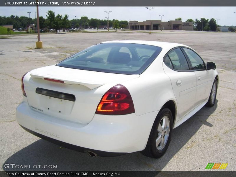 Ivory White / Ebony 2008 Pontiac Grand Prix Sedan