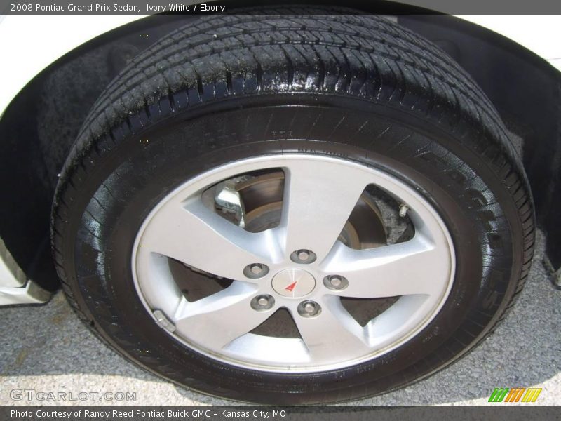 Ivory White / Ebony 2008 Pontiac Grand Prix Sedan