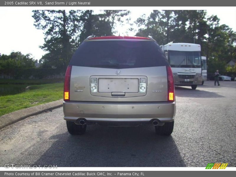 Sand Storm / Light Neutral 2005 Cadillac SRX V8