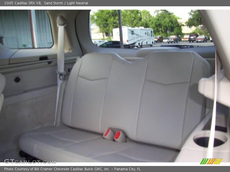 Sand Storm / Light Neutral 2005 Cadillac SRX V8