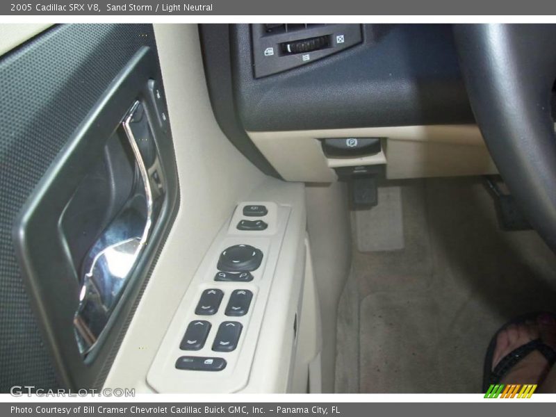 Sand Storm / Light Neutral 2005 Cadillac SRX V8