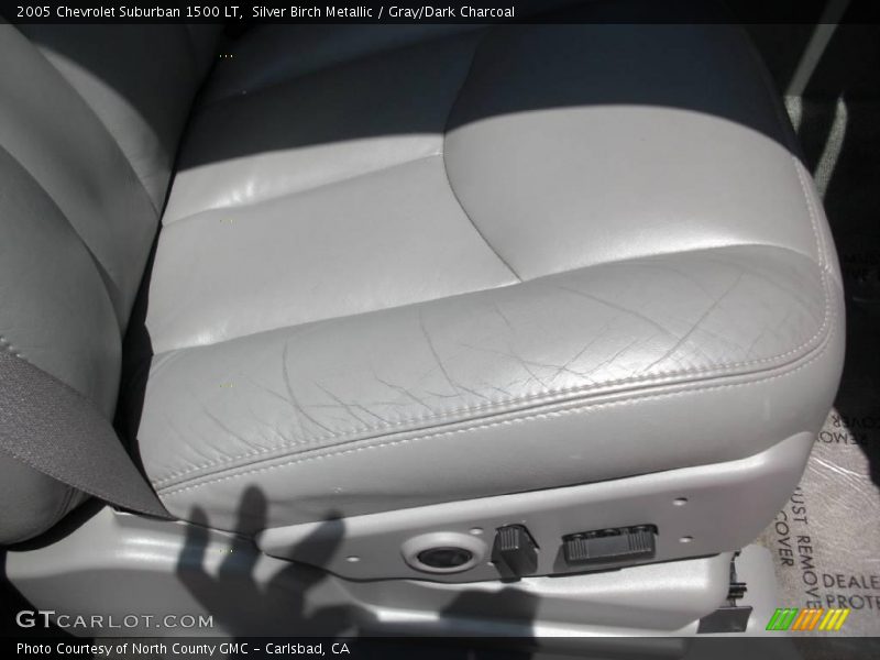 Silver Birch Metallic / Gray/Dark Charcoal 2005 Chevrolet Suburban 1500 LT