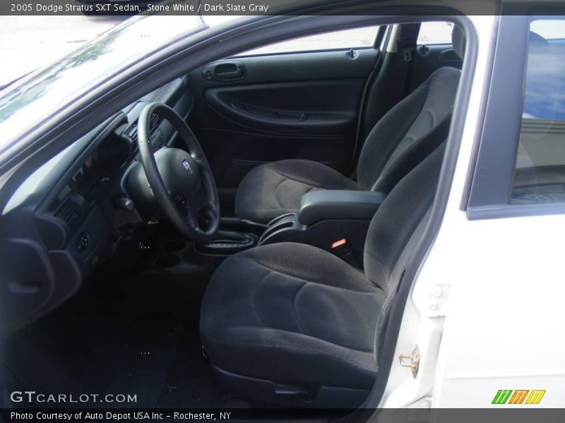 Stone White / Dark Slate Gray 2005 Dodge Stratus SXT Sedan
