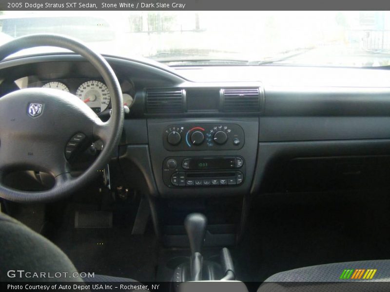 Stone White / Dark Slate Gray 2005 Dodge Stratus SXT Sedan