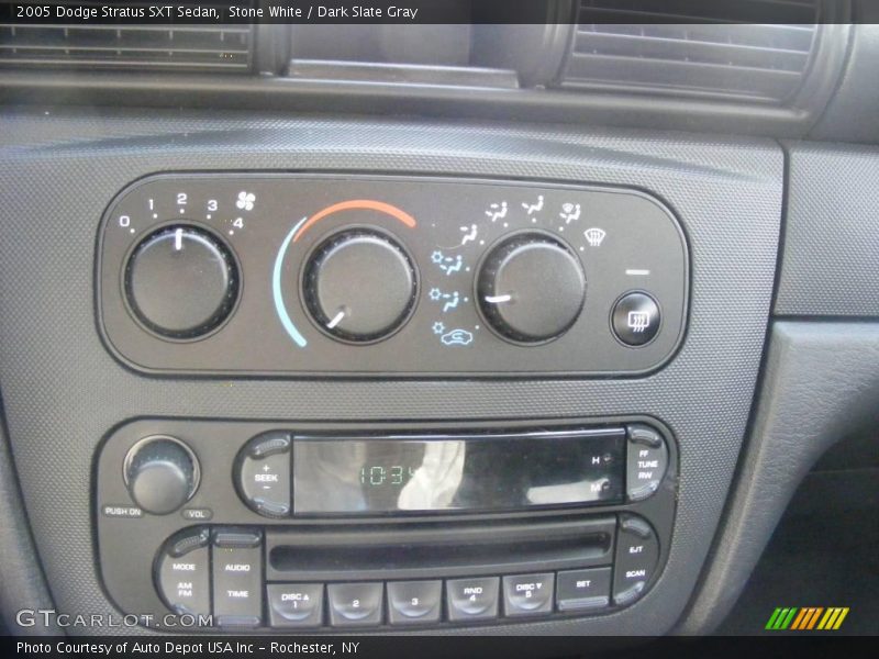 Stone White / Dark Slate Gray 2005 Dodge Stratus SXT Sedan