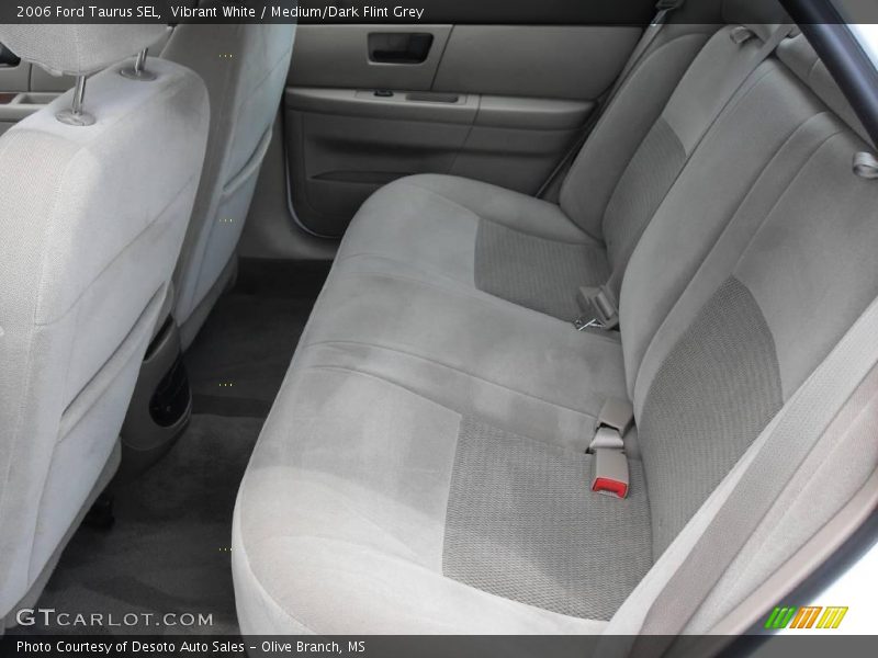 Vibrant White / Medium/Dark Flint Grey 2006 Ford Taurus SEL