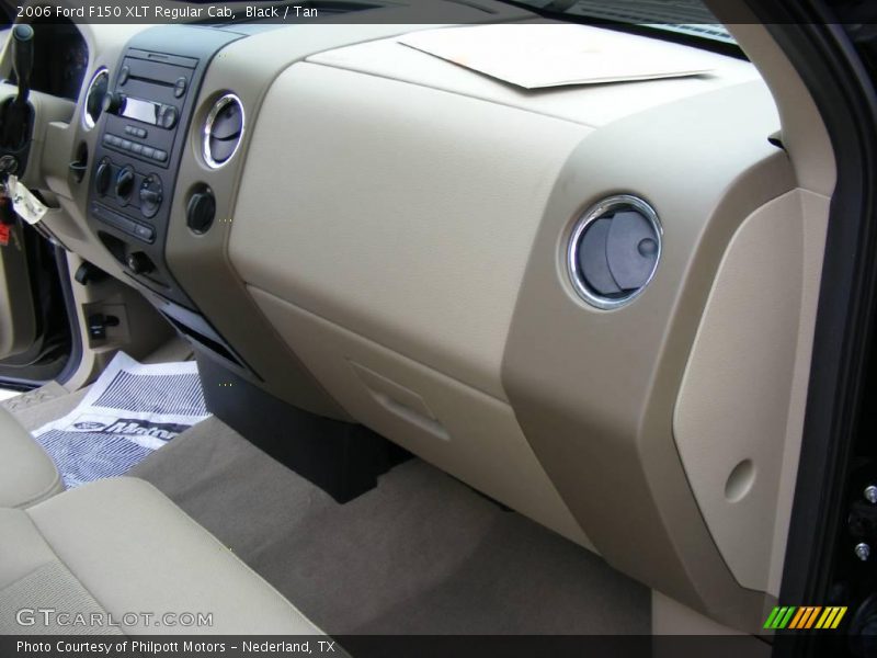 Black / Tan 2006 Ford F150 XLT Regular Cab
