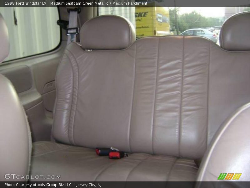 Medium Seafoam Green Metallic / Medium Parchment 1998 Ford Windstar LX