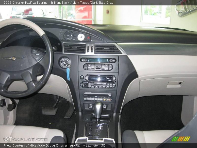 Brilliant Black / Light Taupe/Dark Slate Gray 2006 Chrysler Pacifica Touring