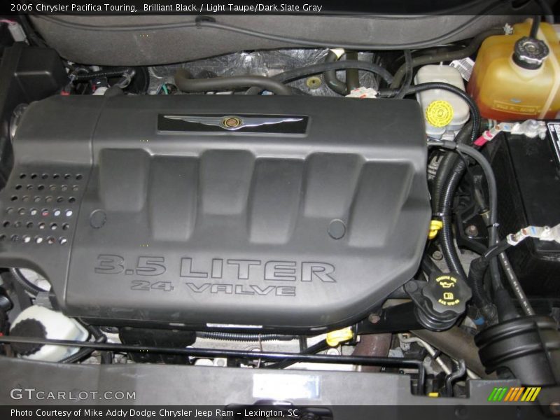 Brilliant Black / Light Taupe/Dark Slate Gray 2006 Chrysler Pacifica Touring