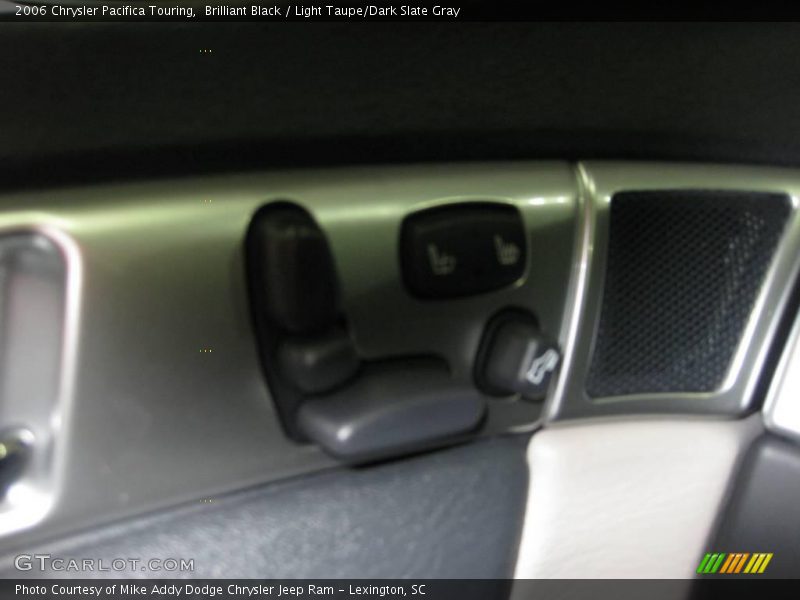 Brilliant Black / Light Taupe/Dark Slate Gray 2006 Chrysler Pacifica Touring