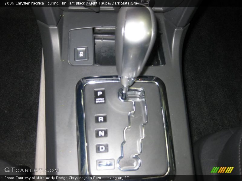 Brilliant Black / Light Taupe/Dark Slate Gray 2006 Chrysler Pacifica Touring