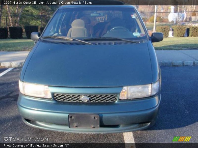 Light Argentine Green Metallic / Beige 1997 Nissan Quest XE