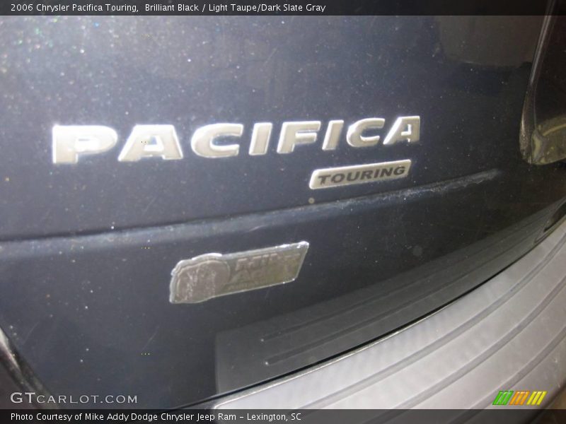 Brilliant Black / Light Taupe/Dark Slate Gray 2006 Chrysler Pacifica Touring