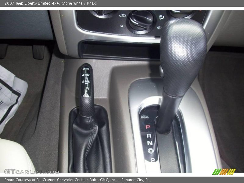 Stone White / Khaki 2007 Jeep Liberty Limited 4x4