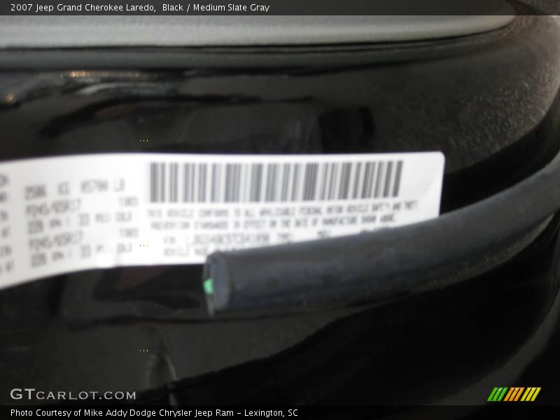 Black / Medium Slate Gray 2007 Jeep Grand Cherokee Laredo