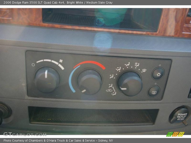 Bright White / Medium Slate Gray 2006 Dodge Ram 3500 SLT Quad Cab 4x4