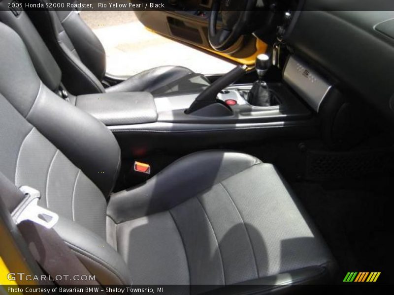 Rio Yellow Pearl / Black 2005 Honda S2000 Roadster