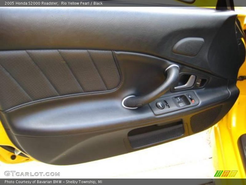 Rio Yellow Pearl / Black 2005 Honda S2000 Roadster