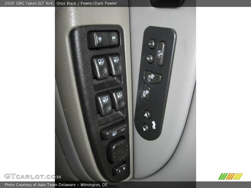 Onyx Black / Pewter/Dark Pewter 2005 GMC Yukon SLT 4x4