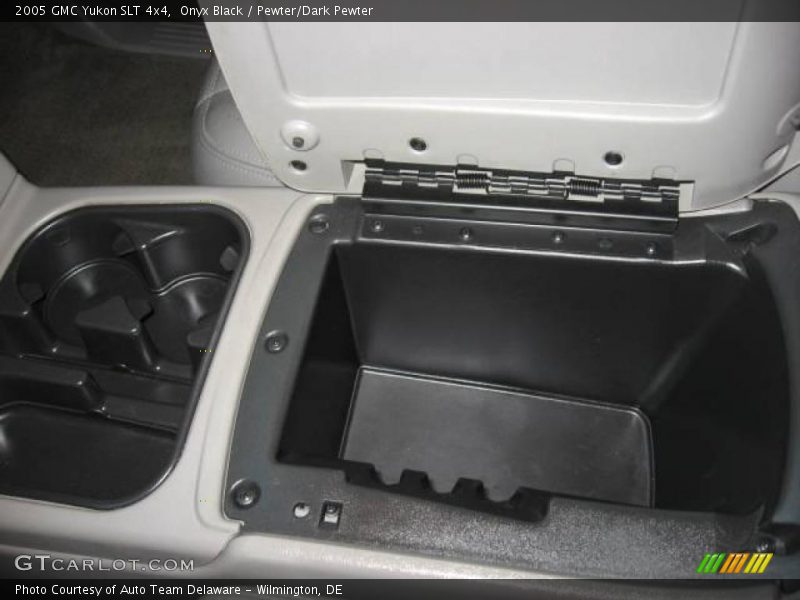 Onyx Black / Pewter/Dark Pewter 2005 GMC Yukon SLT 4x4