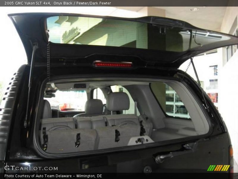 Onyx Black / Pewter/Dark Pewter 2005 GMC Yukon SLT 4x4