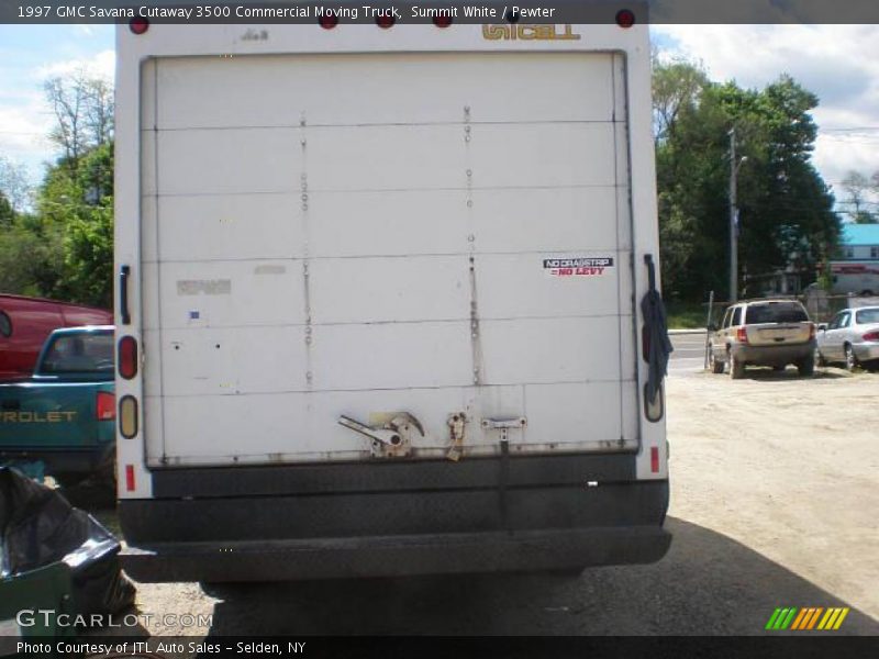 Summit White / Pewter 1997 GMC Savana Cutaway 3500 Commercial Moving Truck