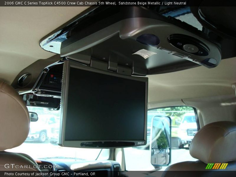 Sandstone Beige Metallic / Light Neutral 2006 GMC C Series TopKick C4500 Crew Cab Chassis 5th Wheel
