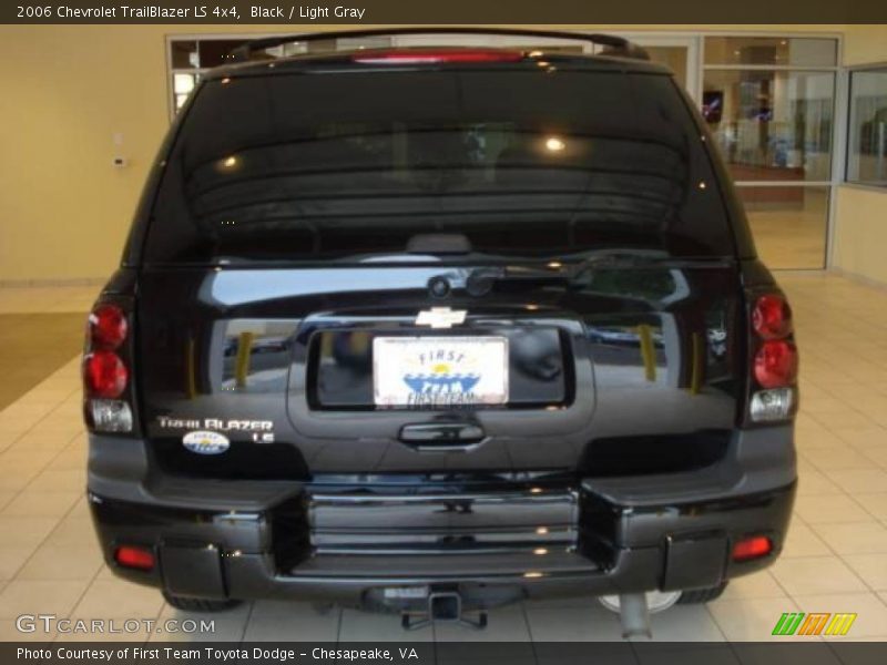 Black / Light Gray 2006 Chevrolet TrailBlazer LS 4x4