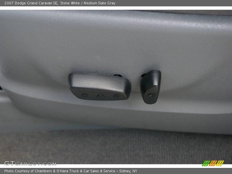 Stone White / Medium Slate Gray 2007 Dodge Grand Caravan SE