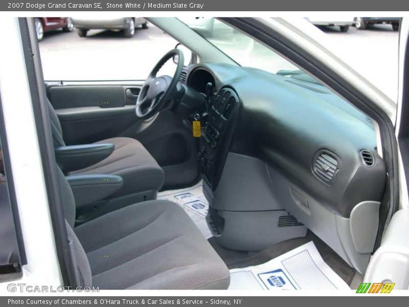 Stone White / Medium Slate Gray 2007 Dodge Grand Caravan SE