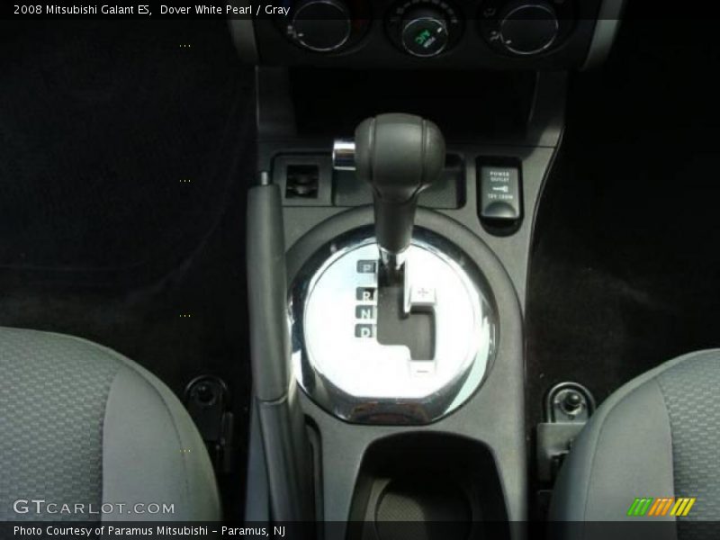 Dover White Pearl / Gray 2008 Mitsubishi Galant ES