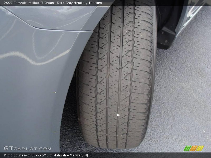 Dark Gray Metallic / Titanium 2009 Chevrolet Malibu LT Sedan